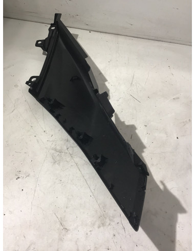 Flanc de selle droit YAMAHA X-MAX 300 - 2023 - BMK-F1741-00 Occasion