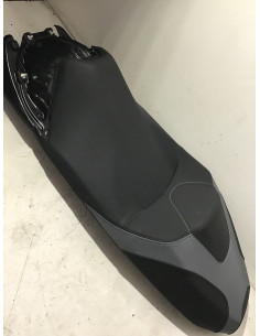 Selle HONDA X-ADV 350 - 2022/2025 - 77200-K2L-D00ZA État Neuf 2