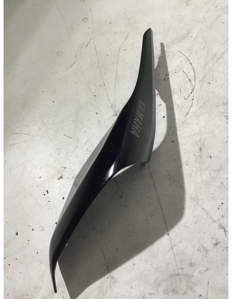 Flanc de selle droit YAMAHA MT07 700 - 2021/2023 - BAT-21721-00 Occasion