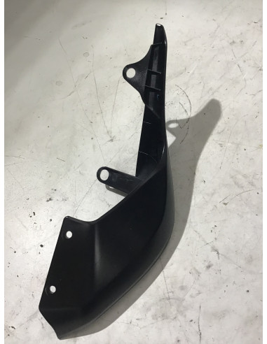 Flanc de selle droit YAMAHA MT07 700 - 2021/2023 - BAT-21721-00 Occasion