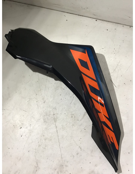 Flanc de carénage droit KTM DUKE 125 - 2024/2025 - Occasion