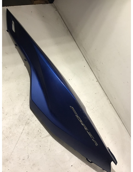 Flanc de selle gauche HONDA FORZA 350 - 2021 - 83600-K1B-T000 Occasion