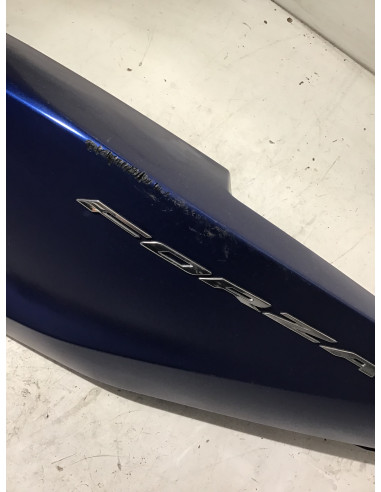 Flanc de selle gauche HONDA FORZA 350 - 2021 - 83600-K1B-T000
