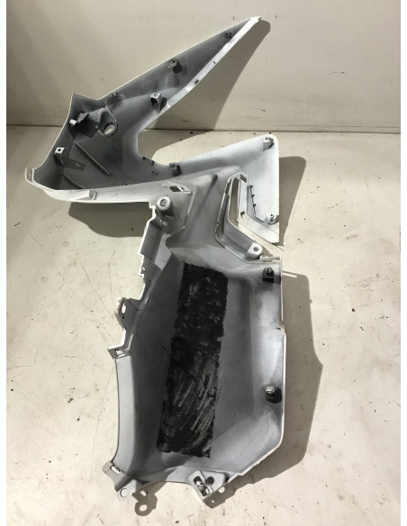 Flanc de carénage gauche HONDA X-ADV 750 - 2017/2020 - 64370-mkh-d000