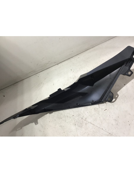 Flanc de selle gauche YAMAHA X-MAX 125 - 2018/2022 - BL1-F1731-00 Occasion