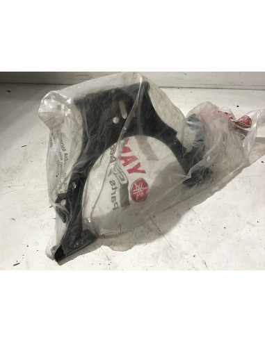 Béquille centrale YAMAHA N-MAX 125 - 2015/2019 - 2DP-F7111-00 État Neuf