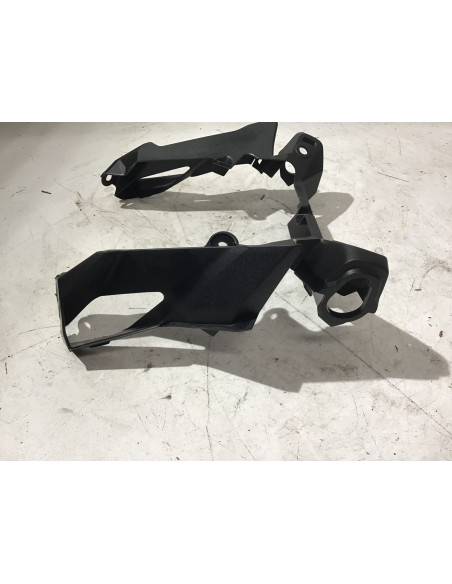 Cache divers HONDA HORNET 750 - 2025 - 64216-MLB-D20 Occasion