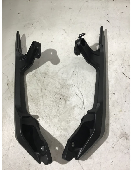 Poignée passager (paire) HONDA X-ADV 750 - 2017 - Occasion