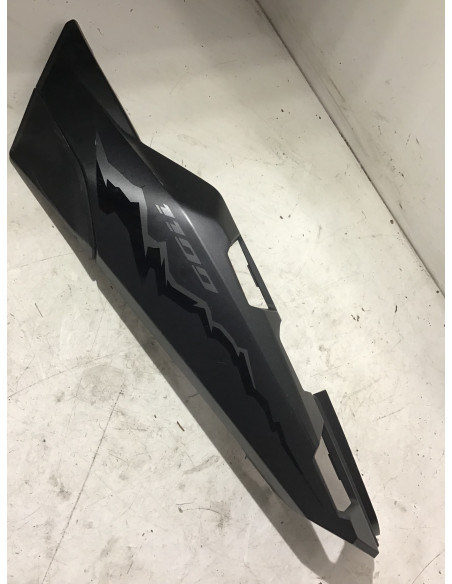 Flanc de selle gauche HONDA AFRICA TWIN 1100 CRF - 2024 - 83711-MLN-E000 Occasion