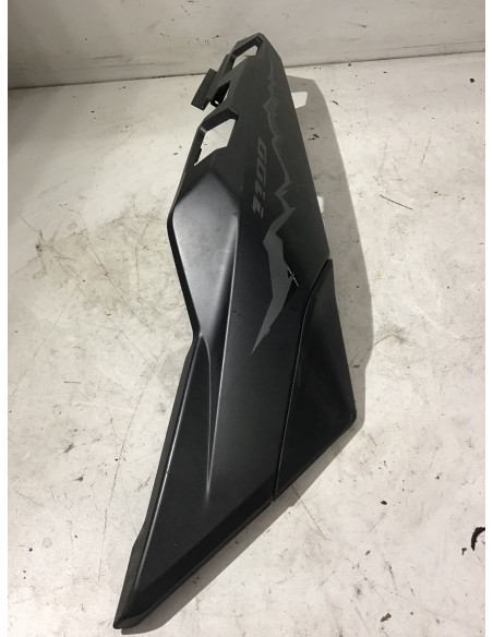 Flanc de selle gauche HONDA AFRICA TWIN 1100 CRF - 2024 - 83711-MLN-E000 Occasion