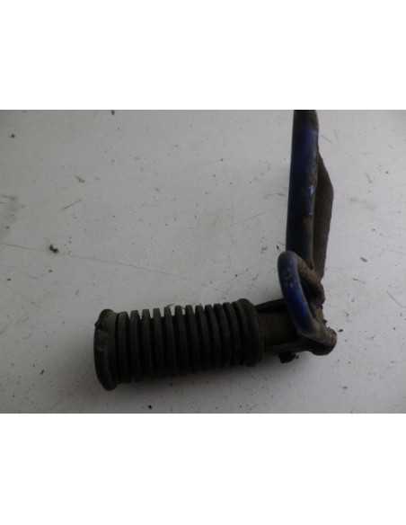 Platine repose-pied arrière gauche SUZUKI TSR 125 SF15A - 1989 - Occasion