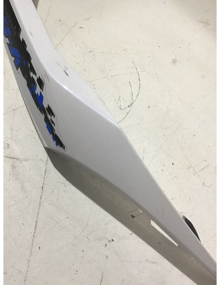 Cache latéral droit SUZUKI DL V-STROM 650 - 2017/2018 - 94421-28KO