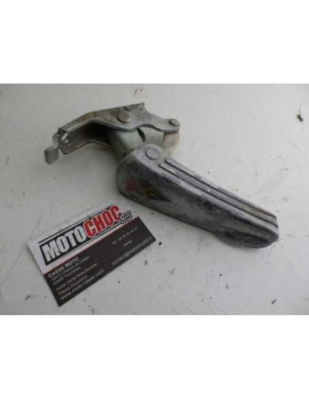 Repose-pied droit VESPA GTS 300