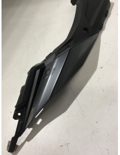Flanc de selle droit SUZUKI GSXS 1000 - 2021/2024 - 47121-48KO Occasion 2