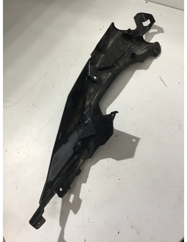 Flanc de selle droit SUZUKI GSXS 1000 - 2021/2024 - 47121-48KO