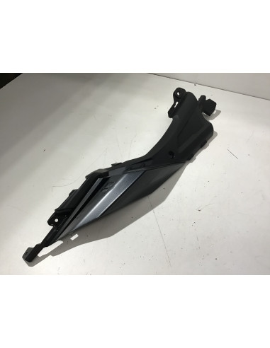 Flanc de selle droit SUZUKI GSXS 1000 - 2021/2024 - 47121-48KO