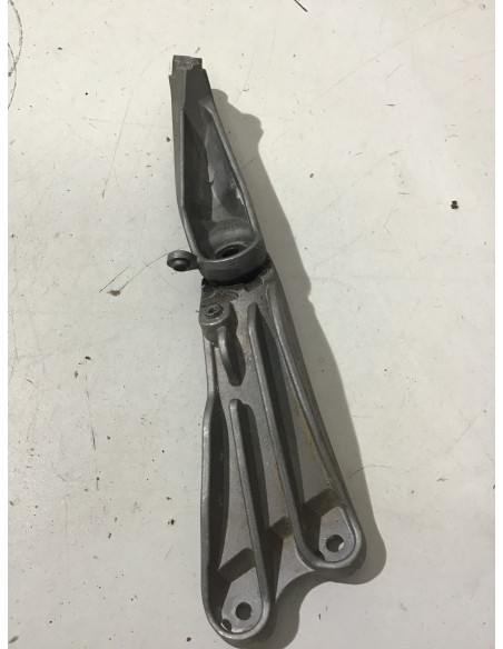 Support rétroviseurs droit HONDA FORZA 125 F566R - 2021/2024 - 88115-K40-F62 Occasion