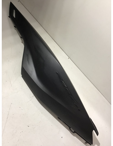 Flanc de selle gauche HONDA FORZA 125 - 2020/2021 - 83600-K1B-T000 Occasion