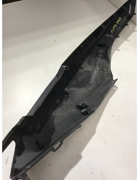 Flanc de selle gauche HONDA FORZA 125 - 2020/2021 - 83600-K1B-T000