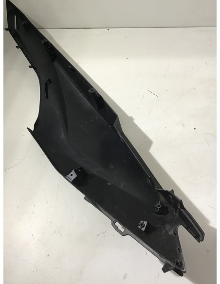 Flanc de selle droit HONDA FORZA 125 - 2021/2024 - 83500-K1B-T000 Occasion