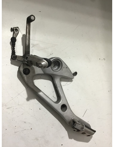 Platine repose-pied gauche HONDA VARADERO 1000 - 1998/2002 - Occasion