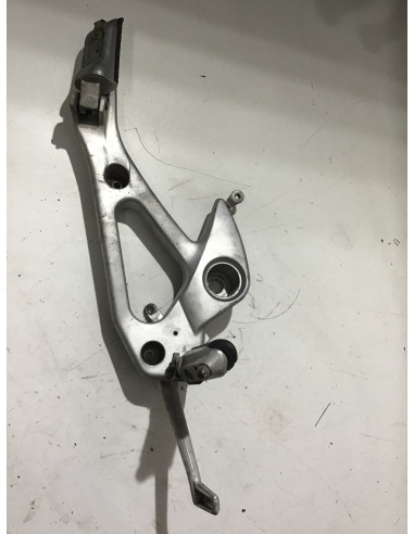 Platine repose-pied droit HONDA VARADERO 1000 - 1998/2002 - Occasion