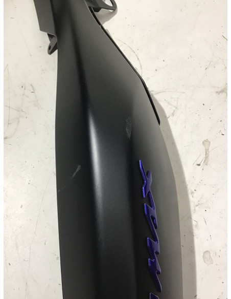 Flanc de selle droit YAMAHA N-MAX 125 - 2025 - BLS-F1721-00 Occasion