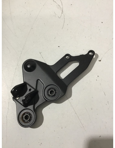 Platine repose-pied gauche YAMAHA MT07 700 - 2014/2017 - 1WS Occasion