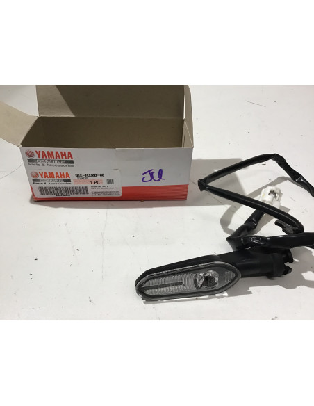 Clignotant YAMAHA MT07 TRACER 700 - 2022/2024 - BEE-H330B-00 Occasion
