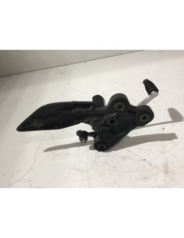 Platine repose-pied avant gauche YAMAHA FZ8 800 - 2010/2016 - Occasion