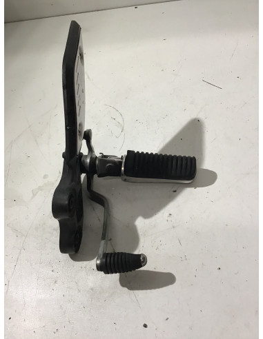 Platine repose-pied avant gauche YAMAHA FZ8 800 - 2010/2016 - Occasion