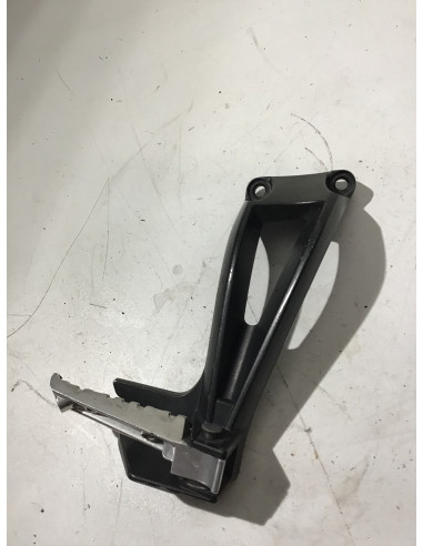 Platine repose-pied arrière droit YAMAHA FZ8 800 - 2010/2016 - Occasion