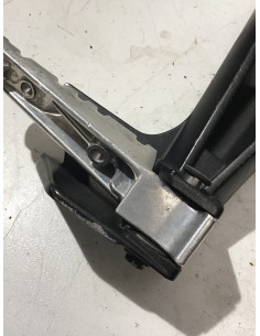 Platine repose-pied arrière droit YAMAHA FZ8 800 - 2010/2016 - Occasion 2