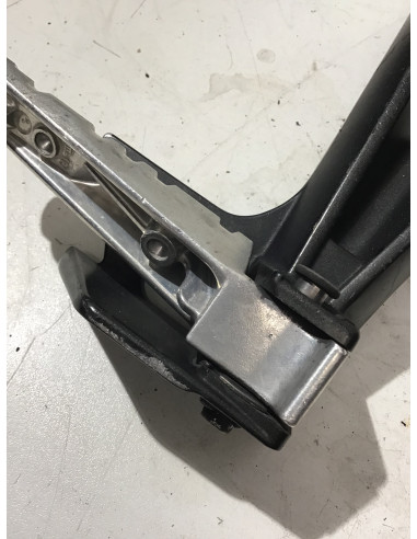 Platine repose-pied arrière droit YAMAHA FZ8 800 - 2010/2016 - Occasion