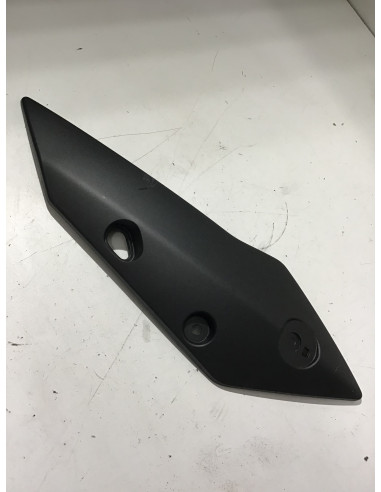 Cache latéral gauche YAMAHA FZ8 800 - 2010/2016 - 42P-2844J-00 Occasion
