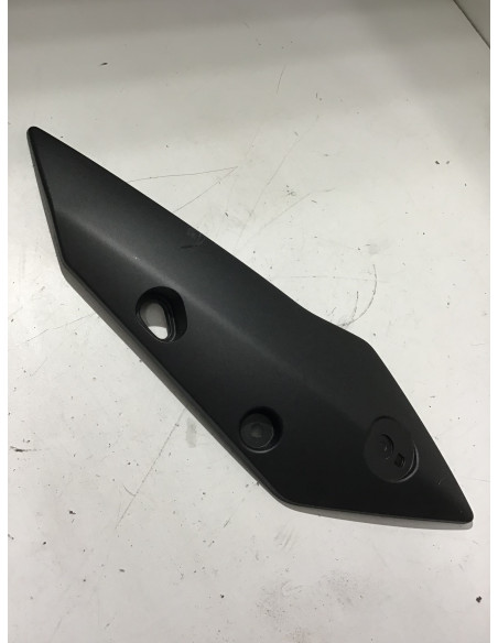 Cache latéral gauche YAMAHA FZ8 800 - 2010/2016 - 42P-2844J-00 Occasion