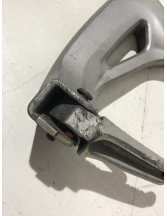 Platine repose-pied arrière gauche SUZUKI SV 650 - 1999/2002 - Occasion 2