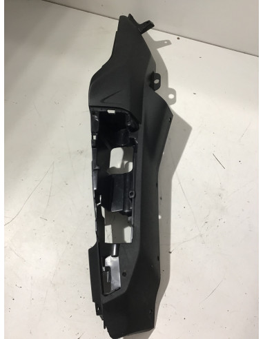 Flanc de selle droit YAMAHA MT09 TRACER 850 GT - 2021/2024 - B5U-21741 Occasion