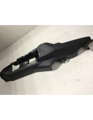 Flanc de selle droit YAMAHA MT09 TRACER 850 GT - 2021/2024 - B5U-21741 Occasion
