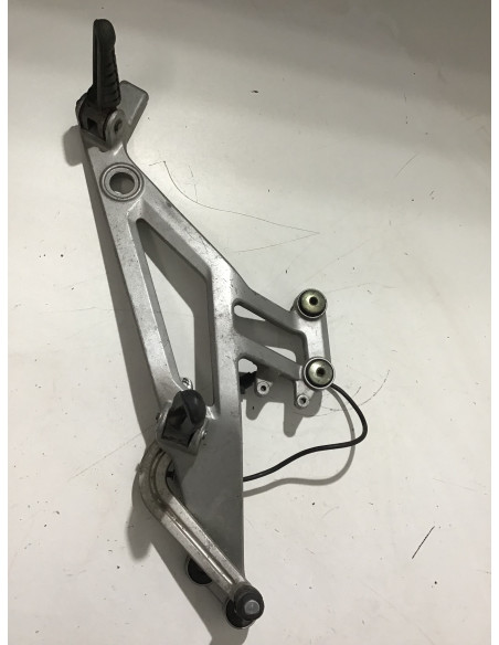 Platine repose-pied droit DUCATI MONSTER 600 - 1994/2001 - Occasion