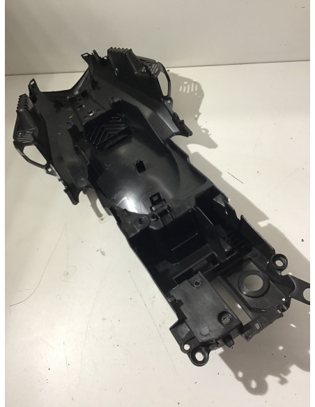 Passage de roue HONDA CBR 500 R - 2019 - 60105-MKP-J000 Occasion