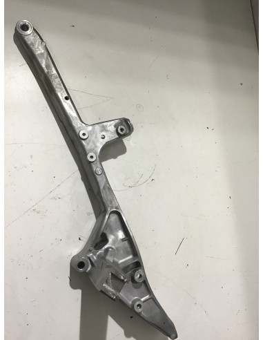 Platine repose-pied droit YAMAHA T-MAX 560 - 2020/2023 - bbw00 Occasion