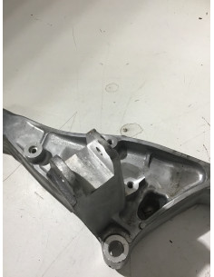 Platine repose-pied arrière gauche YAMAHA T-MAX 560 - 2020/2023 - Occasion 2