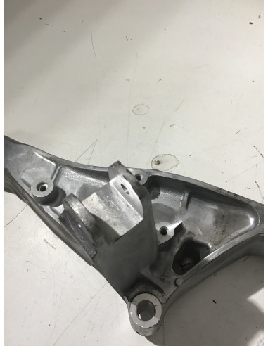 Platine repose-pied arrière gauche YAMAHA T-MAX 560 - 2020/2023 - Occasion