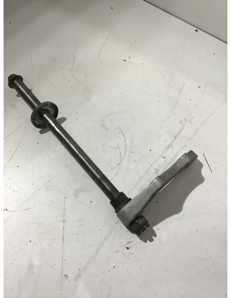 Axe de roue arrière KAWASAKI GTR 1000 - 1986/1993 - Occasion