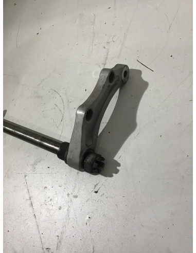 Axe de roue arrière KAWASAKI GTR 1000 - 1986/1993 -