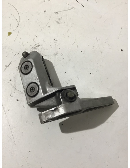 Platine repose-pied avant gauche KAWASAKI GTR 1000 - 1986/1993 -