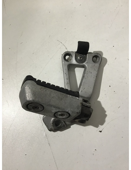 Platine repose-pied arrière droit KAWASAKI GTR 1000 - 1986/1993 - Occasion