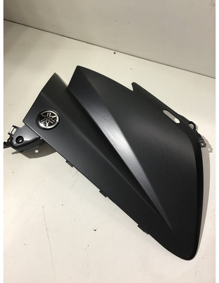 Flanc de carénage gauche YAMAHA T-MAX 530 - 2015/2016 - 2PW-28351-00 Occasion