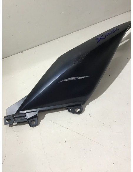 Flanc de selle gauche YAMAHA X-MAX 125 - 2018/2022 - BL1-F1731-00 Occasion